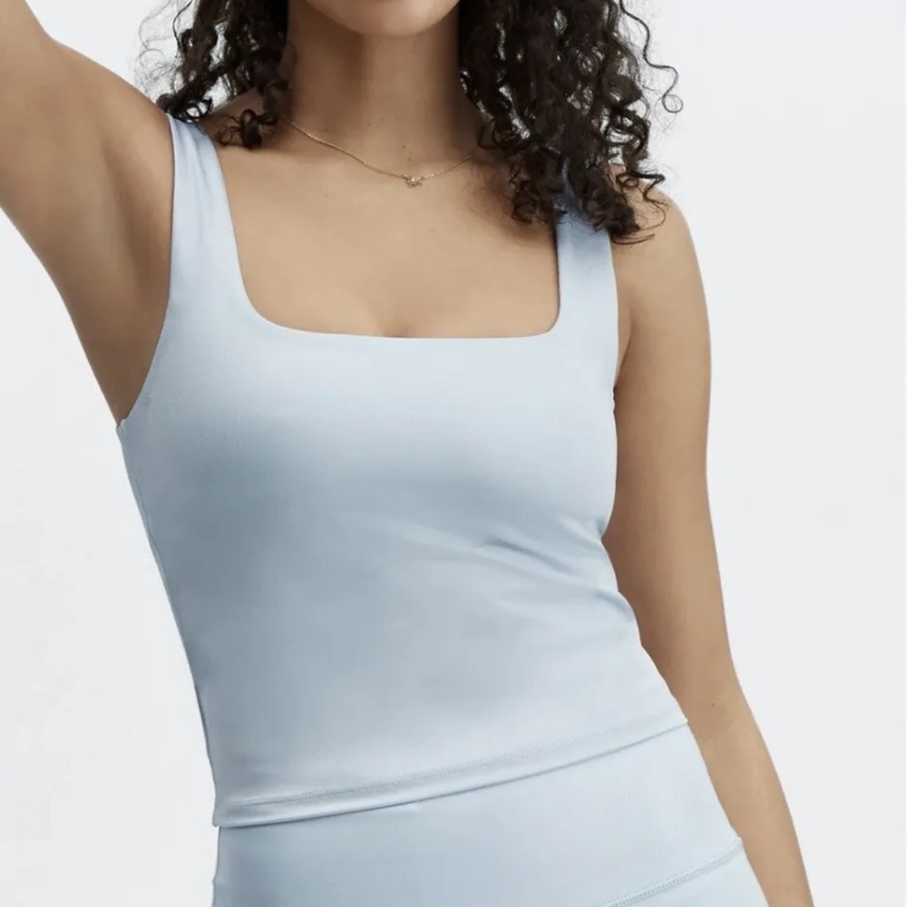 FABLETICS Lydia Shine Square Crop Tank Top size XS Built in Bra Light Bl…